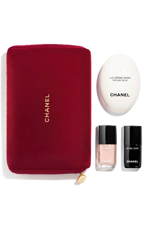 chanel makeup best buys|Chanel makeup gift with purchase.